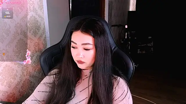 Emma Uilson online show from 03/08/26, 02:37