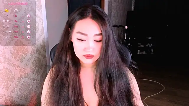 Emma Uilson online show from 04/09/26, 07:52