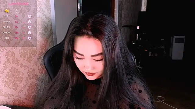 Emma Uilson online show from 04/24/26, 10:50