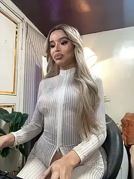  SandraHornball  online show from 11/30/25, 02:59