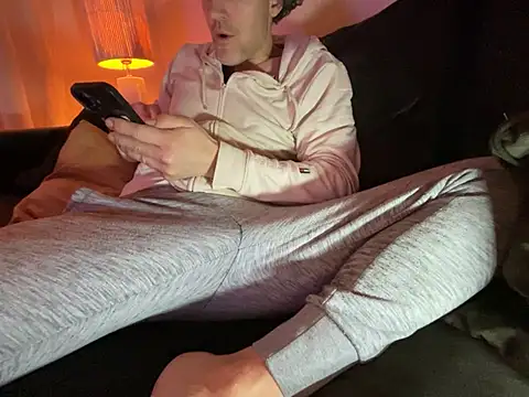 Snapshot of Brandonn1989amateur chatting on 02/12/26, 09:32 Brandonn1989amateur online show from 02/12/26, 09:32