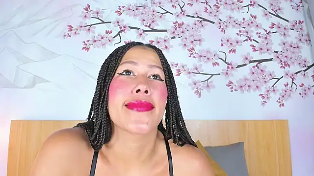 Laura Torress online show from 04/22/26, 02:47