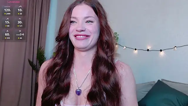 Taylla Nouell online show from 11/19/25, 07:52