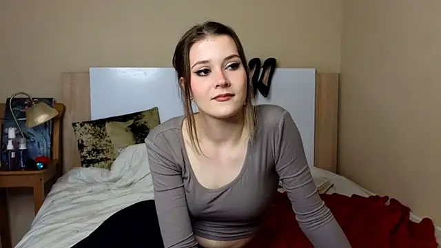 SusyGlines online show from 12/14/25, 04:18