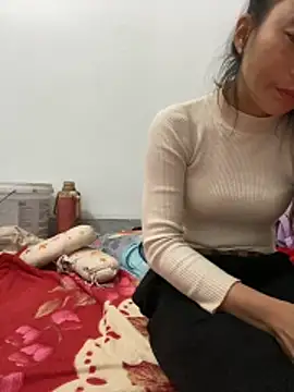 pitty mymi online show from 12/05/25, 06:11