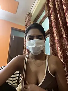 Snapshot of sexyayeshadesi chatting on 11/17/25, 03:56 sexyayeshadesi online show from 11/17/25, 03:56