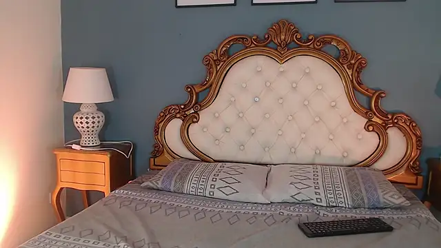 Samantha Bale online show from 12/21/25, 12:01