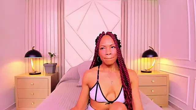 LailaDavidson online show from 11/30/25, 01:04