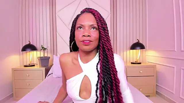 LailaDavidson online show from 12/19/25, 12:23