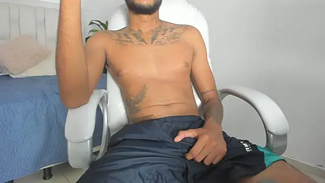 Snapshot of Jackson11__ chatting on 11/14/25, 07:56 Jackson11 online show from 11/14/25, 07:56