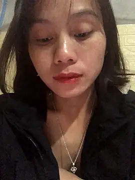 Snapshot of Trangbabylove chatting on 11/17/25, 08:09 Trangbabylove online show from 11/17/25, 08:09