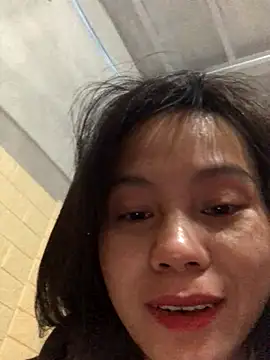 Snapshot of Trangbabylove chatting on 12/14/25, 12:49 Trangbabylove online show from 12/14/25, 12:49