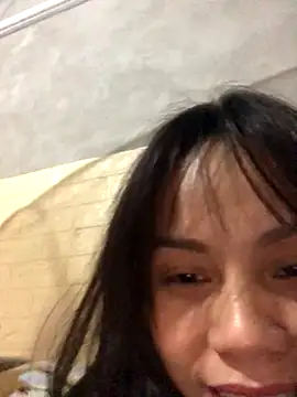 Trangbabylove online show from 01/09/26, 12:08