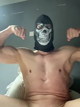 Luna MaskedMan online show from 05/22/26, 09:42