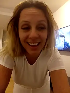 Snapshot of cleopatravodos chatting on 12/02/25, 06:47 cleopatravodos online show from 12/02/25, 06:47