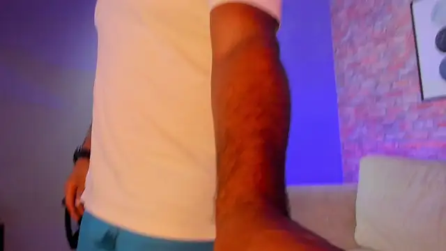 Chris Varden online show from 12/19/25, 06:37