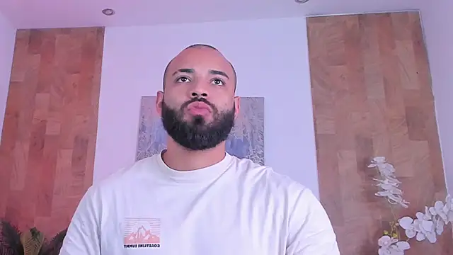 Chris Varden online show from 04/08/26, 09:15