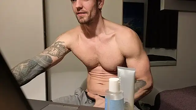 Mystery Mark online show from 12/02/25, 07:31