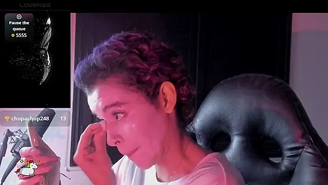 Snapshot of Anny_Kiitty chatting on 02/18/26, 03:35 Anny Kiitty online show from 02/18/26, 03:35