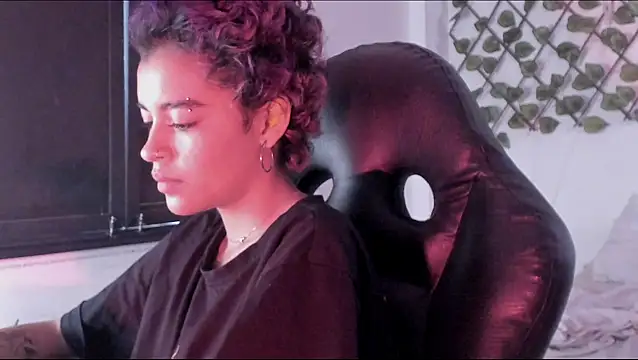 Snapshot of Anny_Kiitty chatting on 02/24/26, 07:45 Anny Kiitty online show from 02/24/26, 07:45