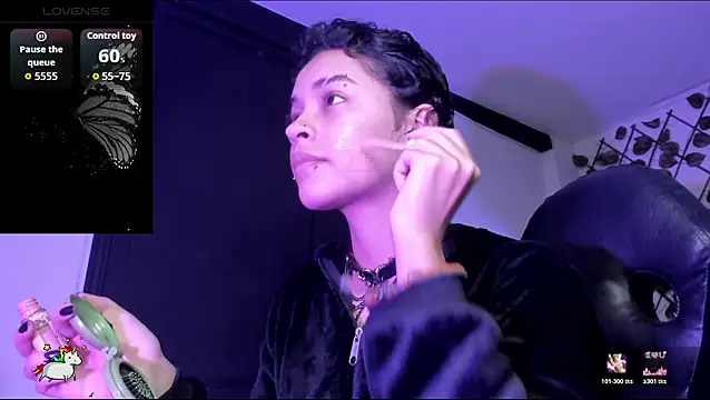 Anny Kiitty online show from 04/19/26, 03:50