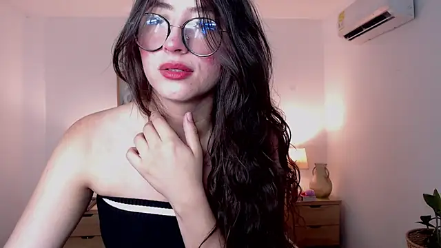 ChaosDoll   online show from 02/11/26, 03:50