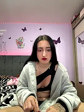 Snapshot of elenaalena chatting on 12/13/25, 08:04 elenaalena online show from 12/13/25, 08:04