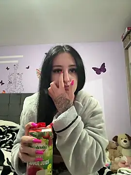 Snapshot of elenaalena chatting on 12/16/25, 07:41 elenaalena online show from 12/16/25, 07:41