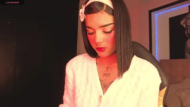 Milu carbajal x online show from 05/15/26, 04:41