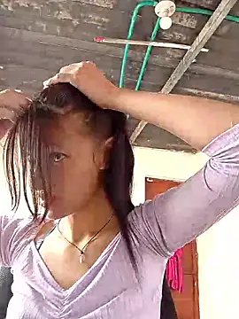 Milky cielo  online show from 12/04/25, 02:26