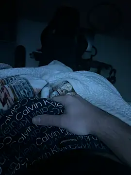 Snapshot of daddyshomeee_ chatting on 02/08/26, 07:12 daddyshomeee online show from 02/08/26, 07:12