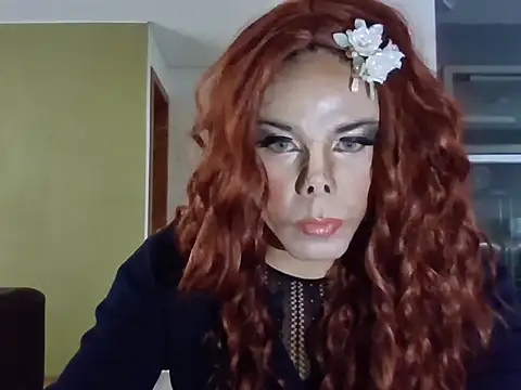 Snapshot of melany-michu chatting on 11/21/25, 01:32 melany-michu online show from 11/21/25, 01:32