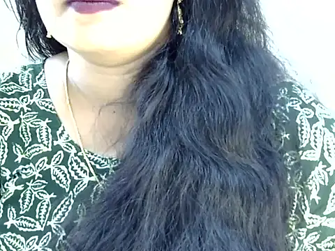 Snapshot of Muskan_Jha chatting on 04/05/26, 03:36 Muskan Jha online show from 04/05/26, 03:36