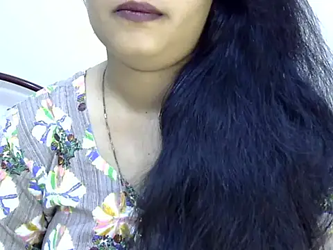 Snapshot of Muskan_Jha chatting on 04/21/26, 01:42 Muskan Jha online show from 04/21/26, 01:42