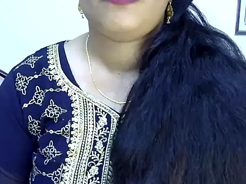 Snapshot of Muskan_Jha chatting on 05/06/26, 02:11 Muskan Jha online show from 05/06/26, 02:11