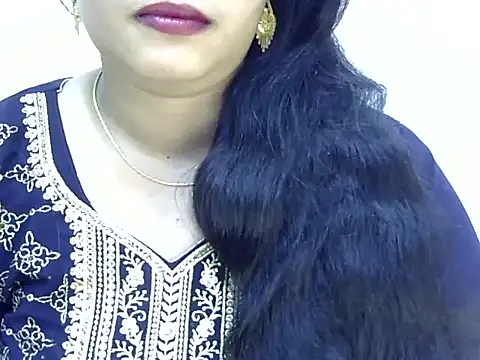 Snapshot of Muskan_Jha chatting on 05/13/26, 02:53 Muskan Jha online show from 05/13/26, 02:53