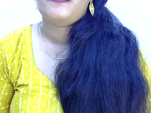 Snapshot of Muskan_Jha chatting on 05/14/26, 11:06 Muskan Jha online show from 05/14/26, 11:06