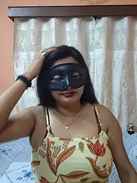 Cute-richa1 online show from 04/13/26, 04:12