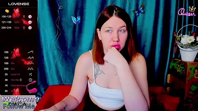 LillyRayRay online show from 12/22/25, 01:57