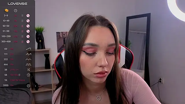 Emilia mala online show from 11/22/25, 09:25