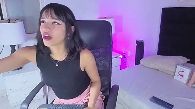 LiilithStonne online show from 04/24/26, 02:36