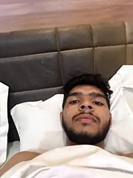 Snapshot of DesiAnita3693 chatting on 11/17/25, 09:48 DesiAnita3693 online show from 11/17/25, 09:48