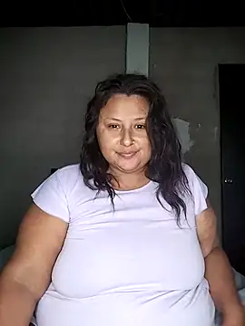 Snapshot of BWW-CINDY11 chatting on 02/16/26, 08:16 BWW-CINDY11 online show from 02/16/26, 08:16