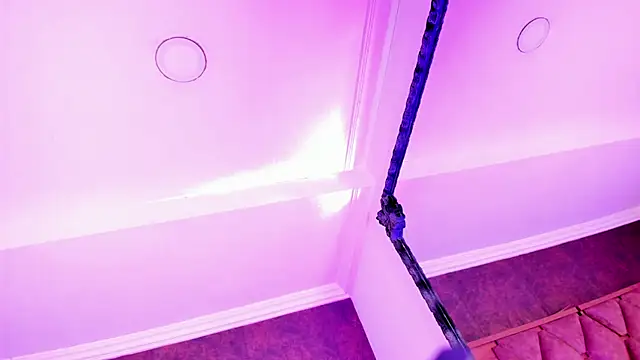 VictoriaSaenz1  online show from 11/20/25, 05:40