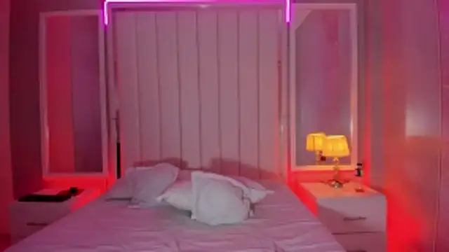 Kendall curves online show from 03/20/26, 02:27