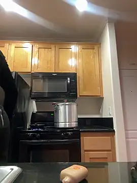 Motherbigbus online show from 02/12/26, 12:00