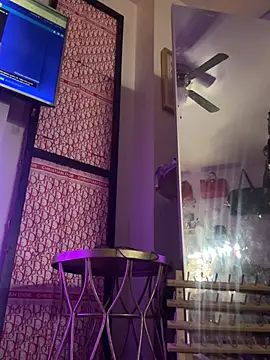 Motherbigbus online show from 02/19/26, 10:33