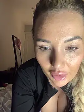 xoxohan11 online show from 03/26/26, 10:04
