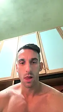 dany310799 online show from 11/25/25, 04:18