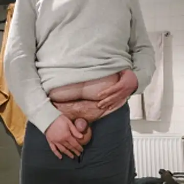 Snapshot of Cruising_Bimbo2001 chatting on 11/26/25, 10:00 Cruising Bimbo2001 online show from 11/26/25, 10:00